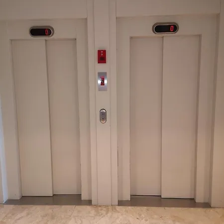 Zeester En Koffie. * Oostduinkerke-Bad