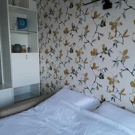 Apartment Zeester En Koffie. Oostduinkerke-Bad
