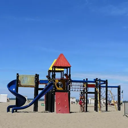 Zeester En Koffie. * Oostduinkerke-Bad